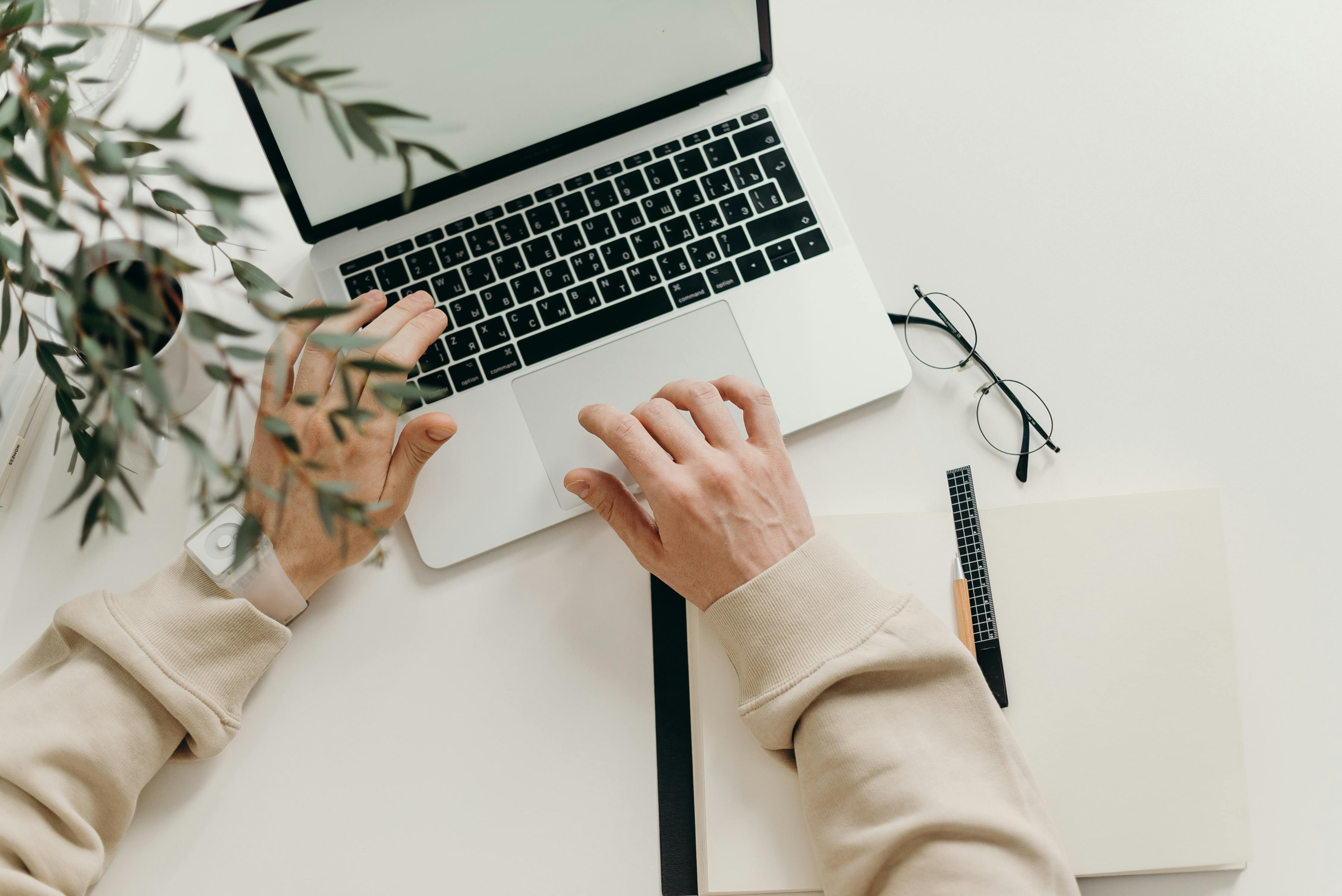 Smart Ways to Successfully File Your 1099 Form in 2025!