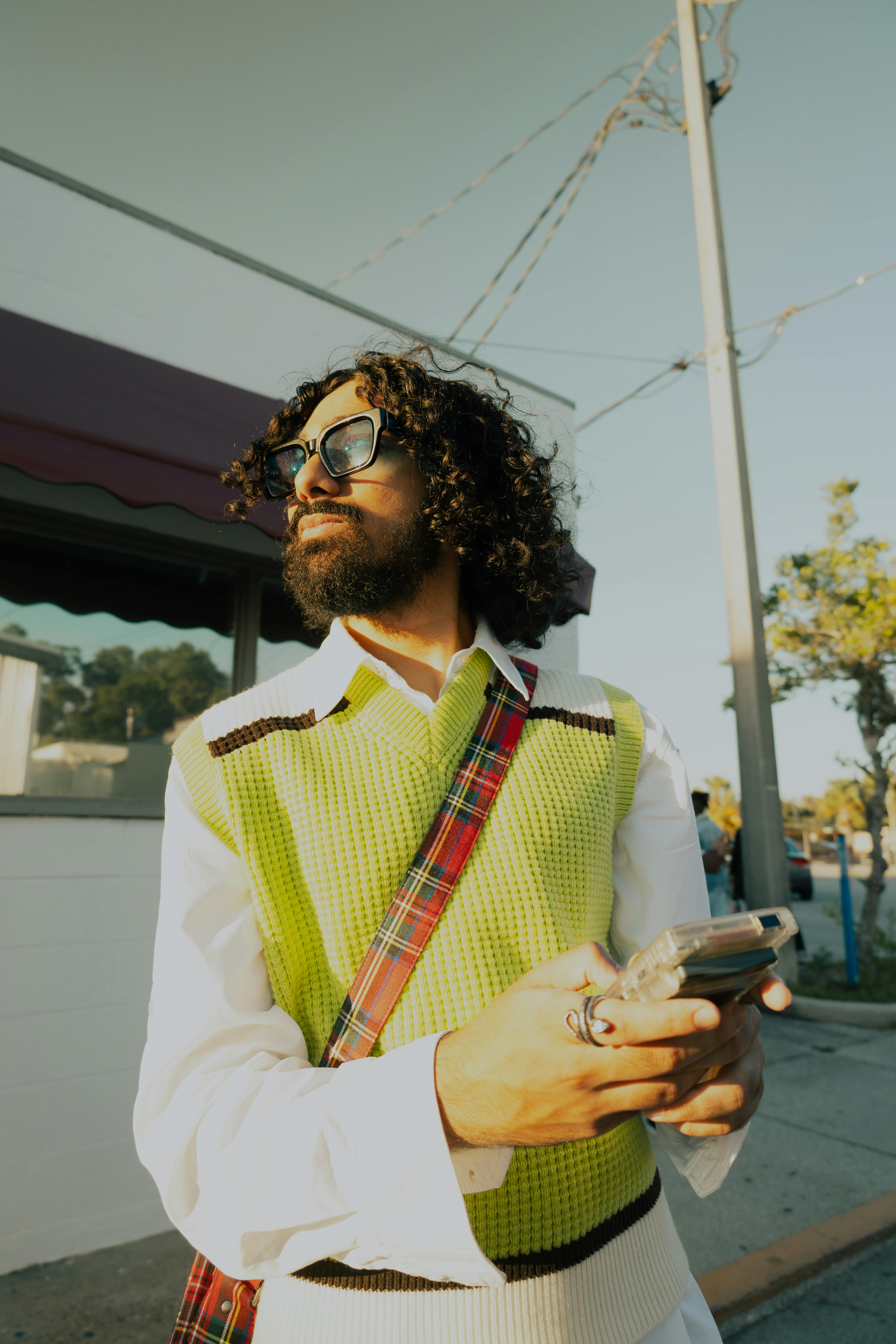 How to Properly Forward Calls to Another Phone: Tips for 2025