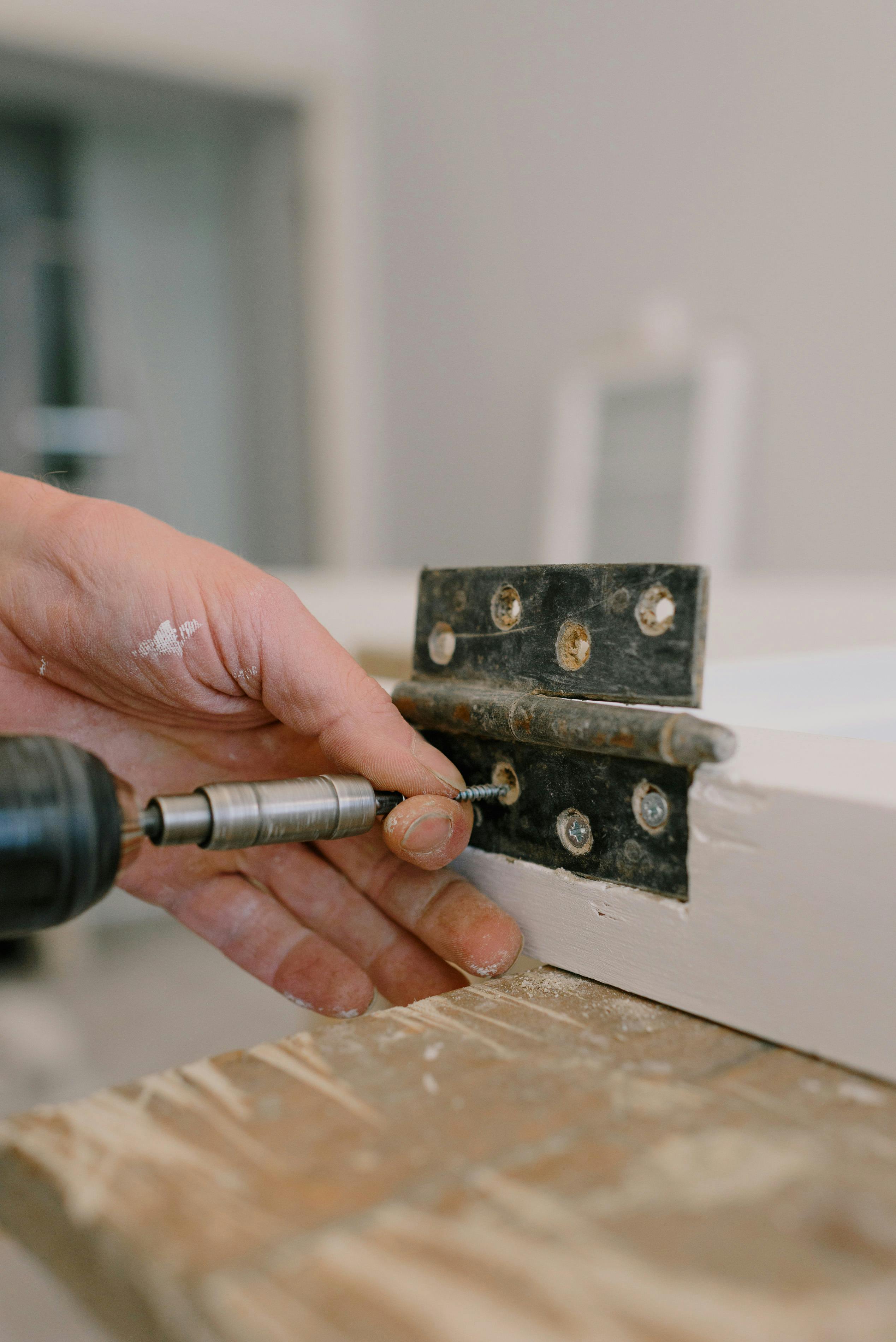 Guide to Cleaning a Brush
